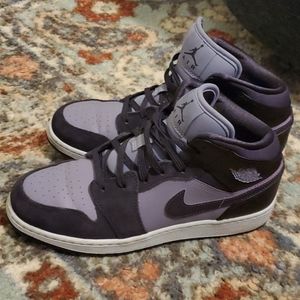 JORDANS super cute purple!